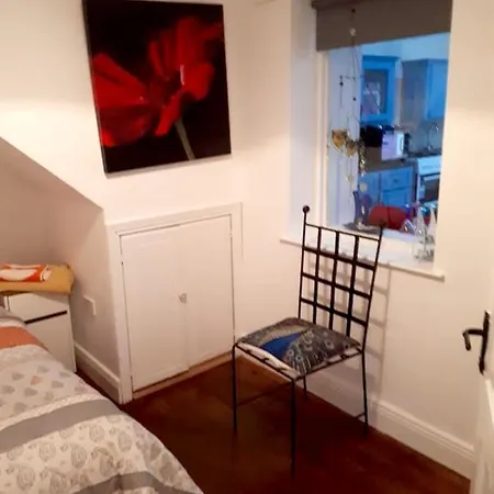 House With 3 Bedrooms In Dungarvan, With Wifi *